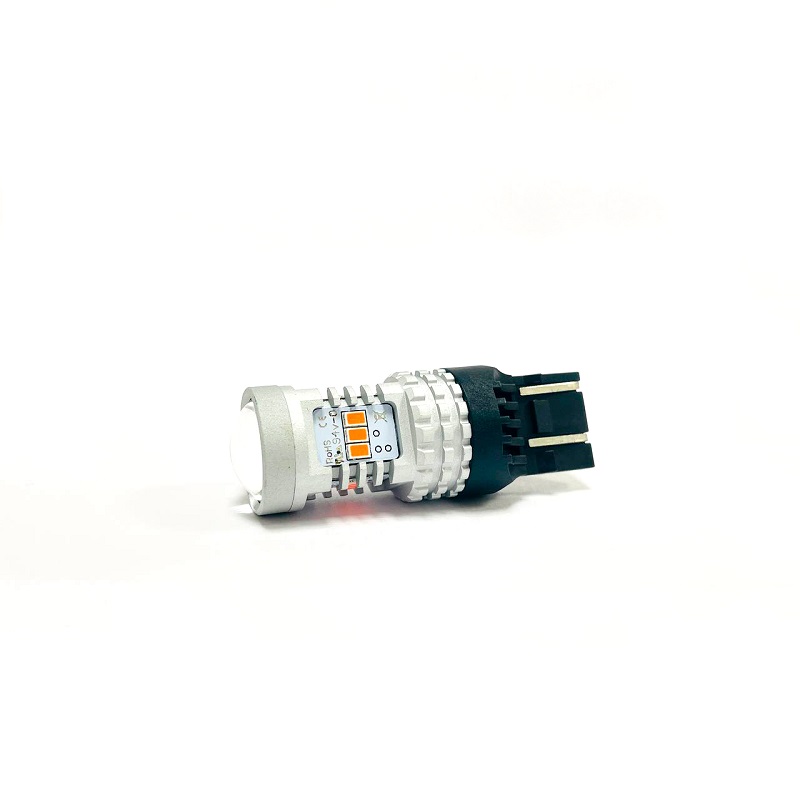 фото Светодиодная лампа Sariti 7443 W21/5W 14SMD RED 