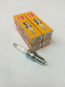 фото Свеча зажигания NGK 4339 DCPR8E 