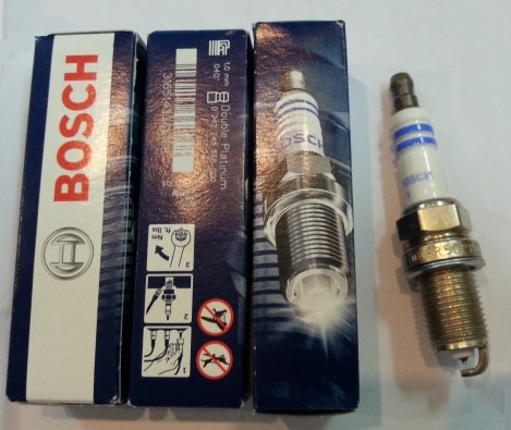 фото Свеча зажигания BOSCH FR6HI332, Iridium 0242240665 